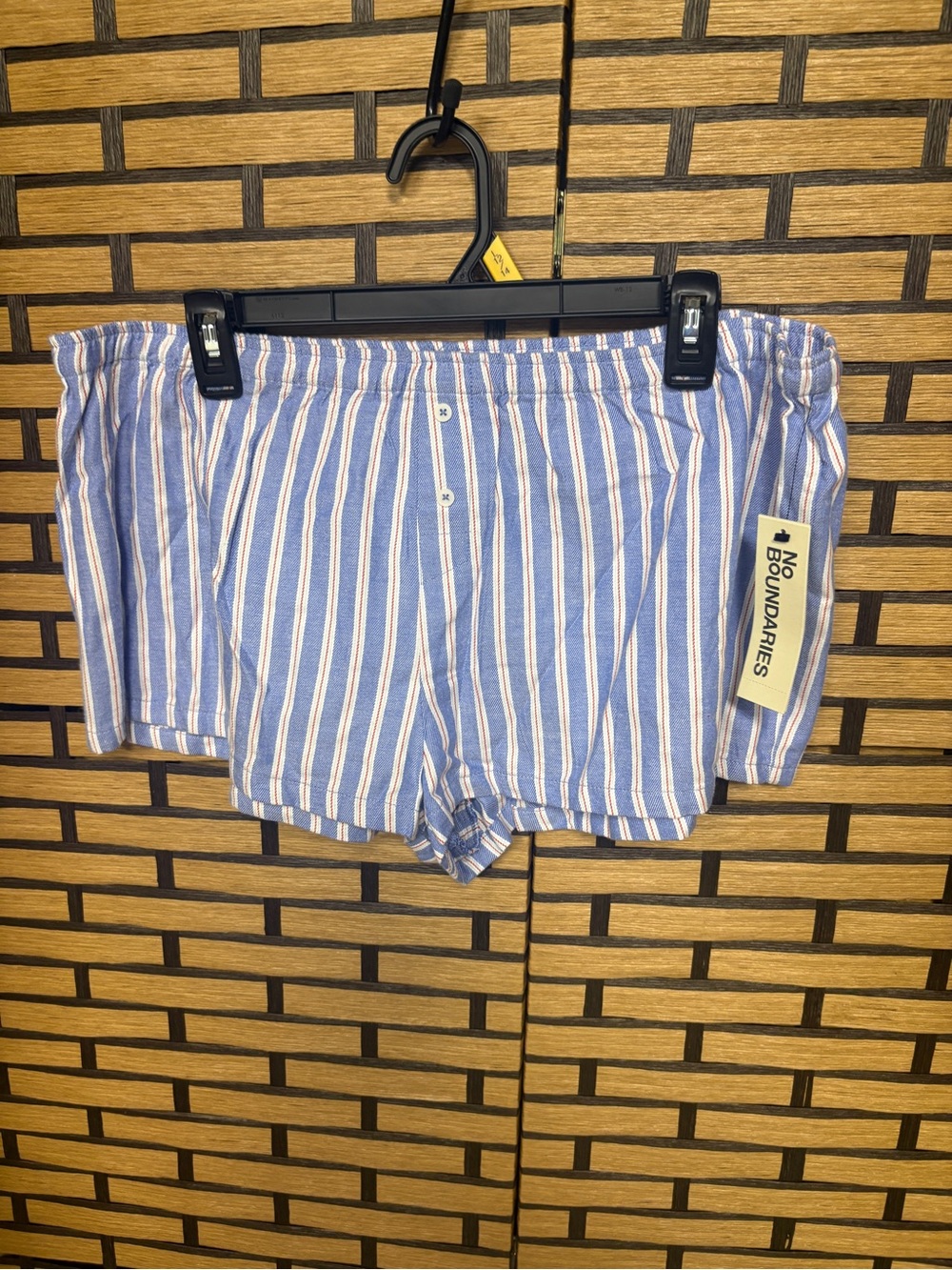 No boundaries blue stripe boxer sleep shorts size large
